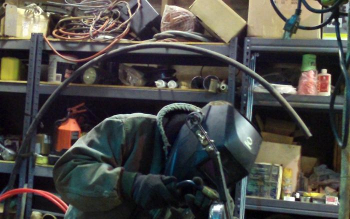 Making of the Steel Violin (32 pics)