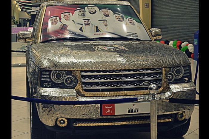 Car Covered with Coins (31 pics)