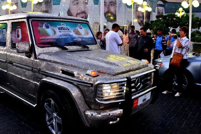 Car Covered with Coins (31 pics)