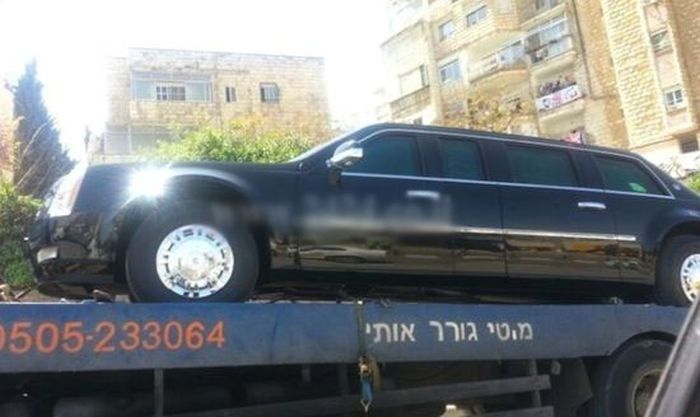 Barack Obama's Limousine Breaks Down in Israel (5 pics)