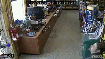 The Drunkest People Of All Time (20 gifs)