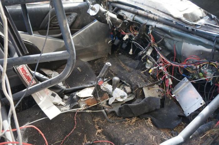 Car after a Terrible Crash (33 pics + video)