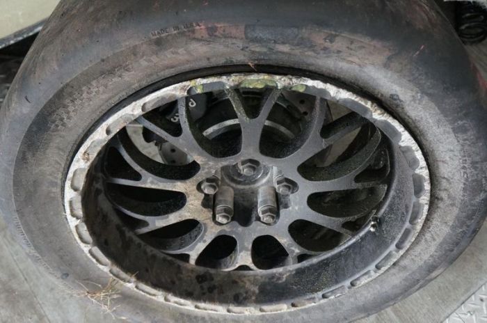 Car after a Terrible Crash (33 pics + video)