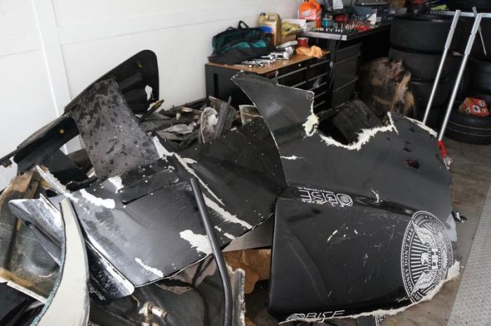 Car after a Terrible Crash (33 pics + video)
