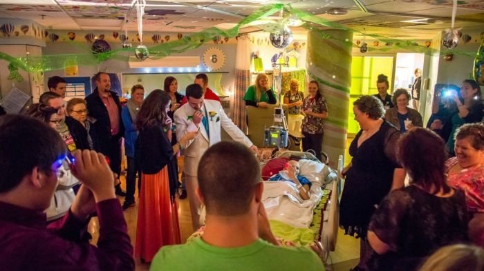 Katelyn's Hospital Prom (39 pics)