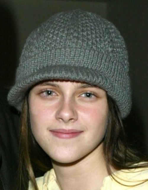 Kristen Stewart Aging Timeline (14 pics)