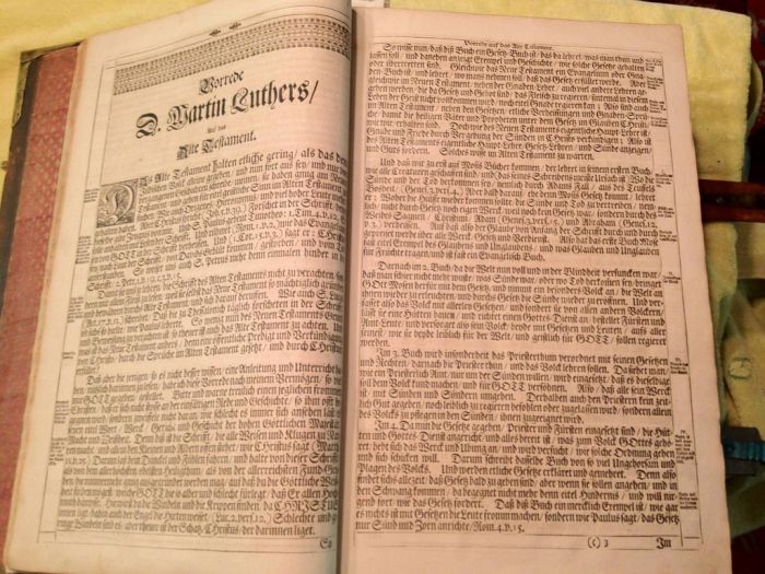 Very Old Bible (19 pics)