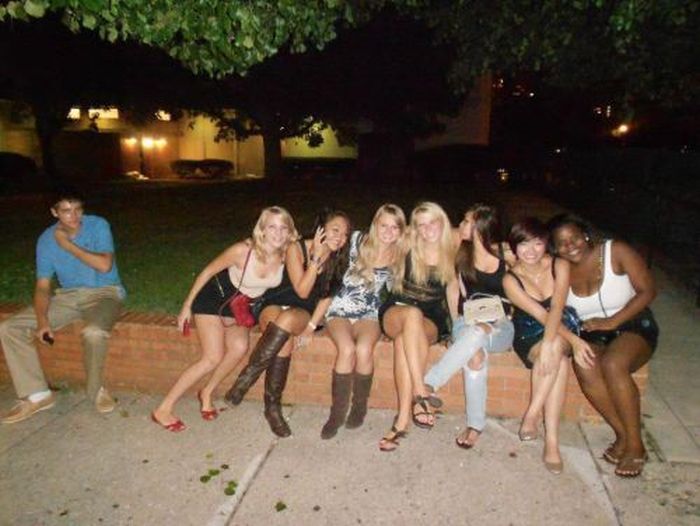 Welcome to the Friendzone. Part 4 (30 pics)