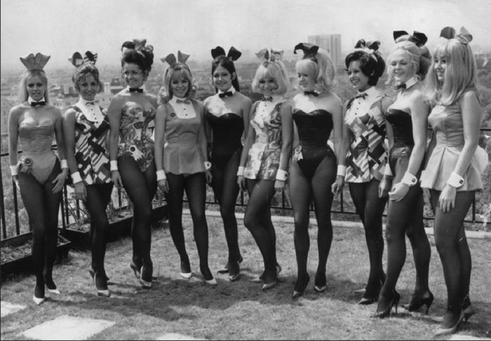 Vintage Photos Of Playboy Bunnies (50 pics)