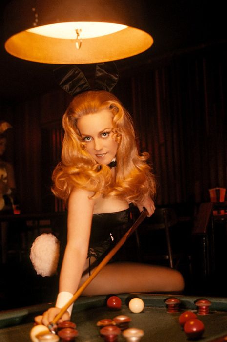 Vintage Photos Of Playboy Bunnies (50 pics)