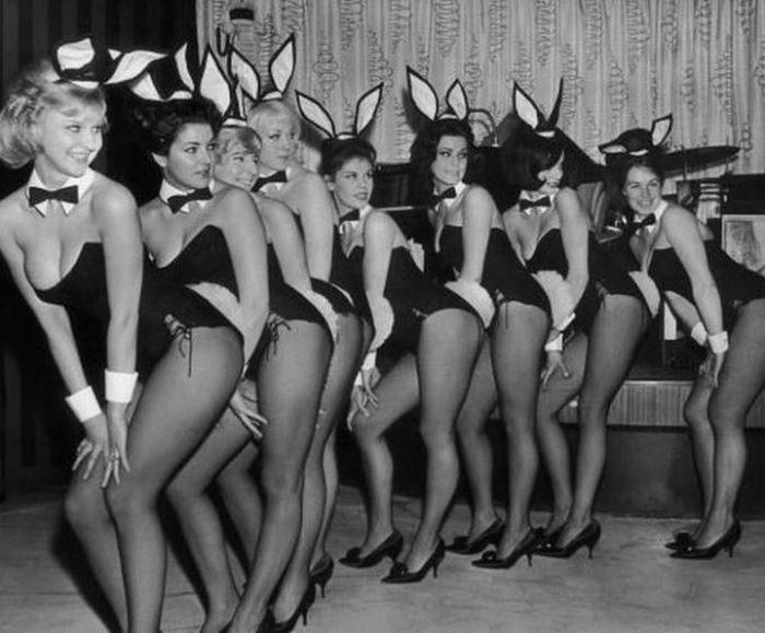 Vintage Photos Of Playboy Bunnies (50 pics)