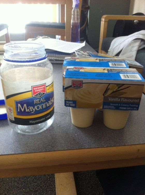 Mayonnaise Jar Prank (5 pics)