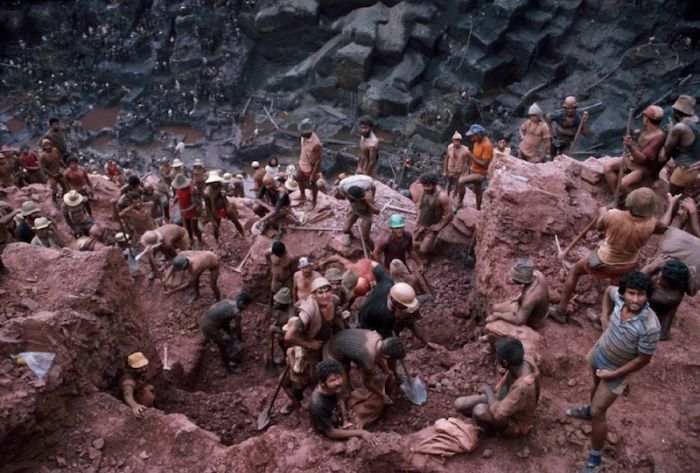Gold Mine in Brazil (19 pics)