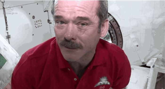When You Cry In Space (4 pics)