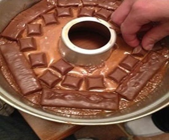 Chocolate Dessert Concoction (20 pics)
