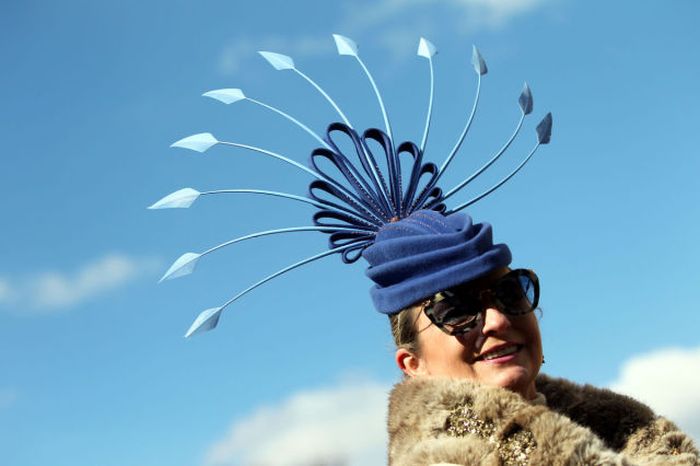 Aintree Grand National 2013 Ladies Day (40 pics)