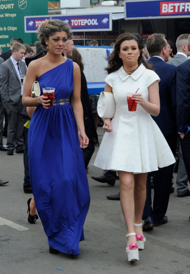 Aintree Grand National 2013 Ladies Day (40 pics)