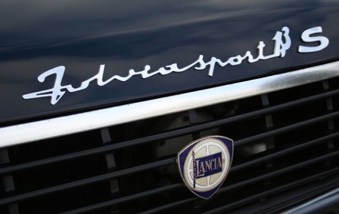 Retro Car Logos (159 pics)