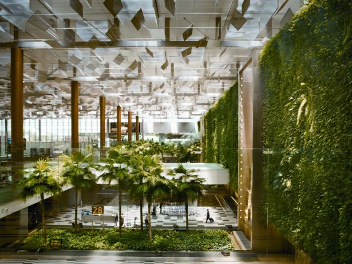 The World's Best Airport (28 pics)