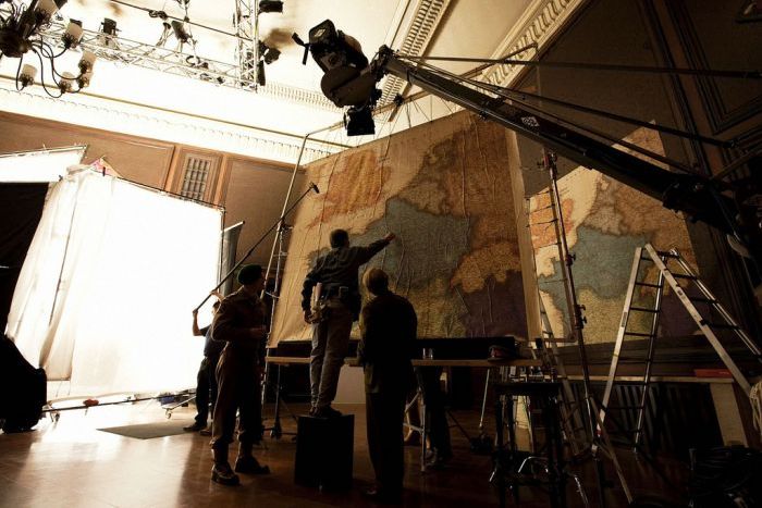Behind the Scenes of the Famous Movies. Part 4 (40 pics)
