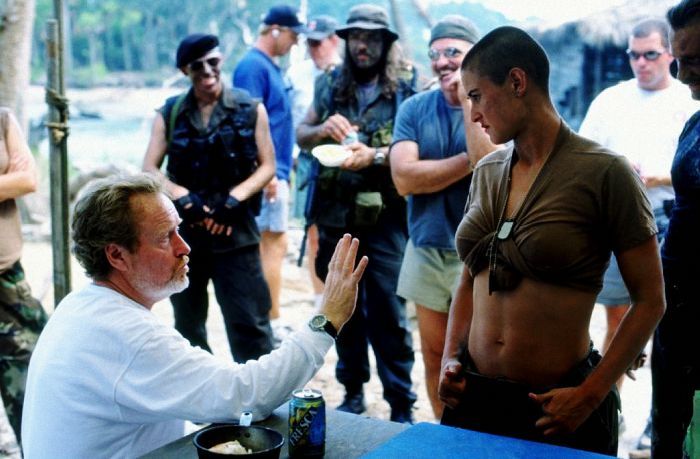 Behind the Scenes of the Famous Movies. Part 4 (40 pics)
