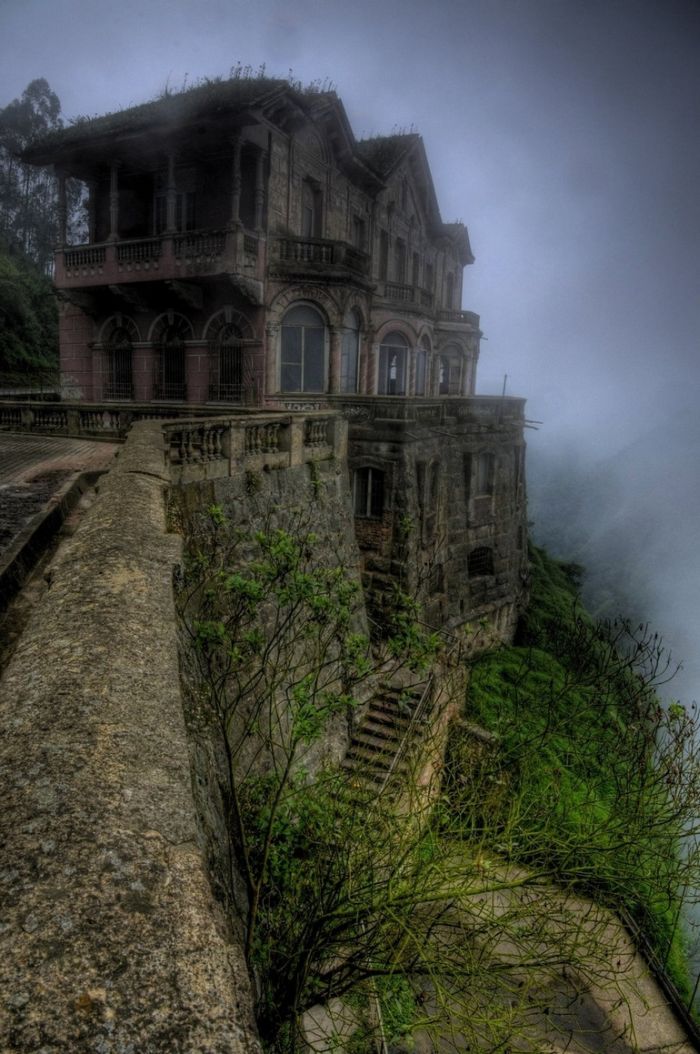 Photos of Abandoned Places (45 pics)
