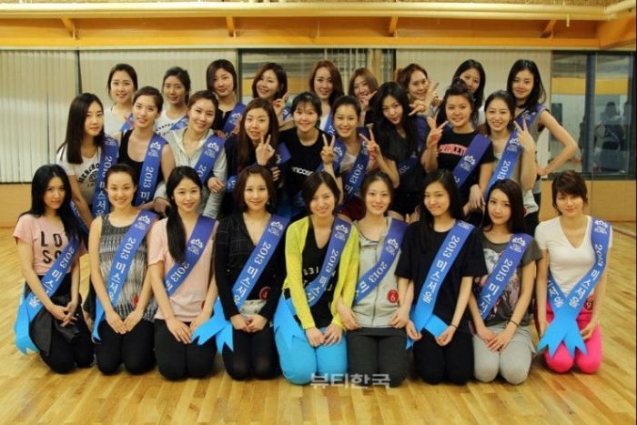 Girls of South Korea (24 pics)