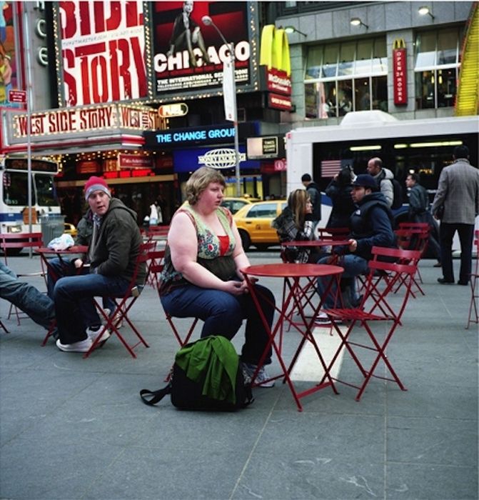 Woman Receives Strange Looks in Public (16 pics)