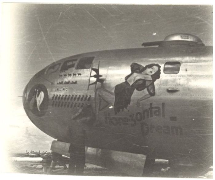 WWII Bomber Art (20 pics)