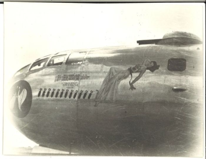 WWII Bomber Art (20 pics)