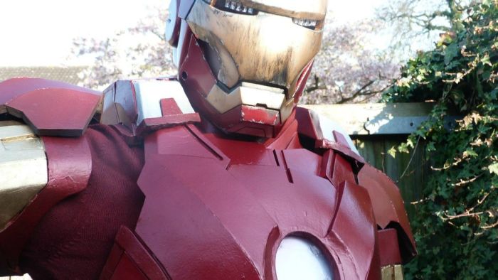 DIY Iron Man Suit (31 pics)