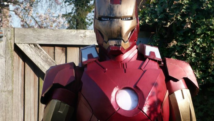 DIY Iron Man Suit (31 pics)