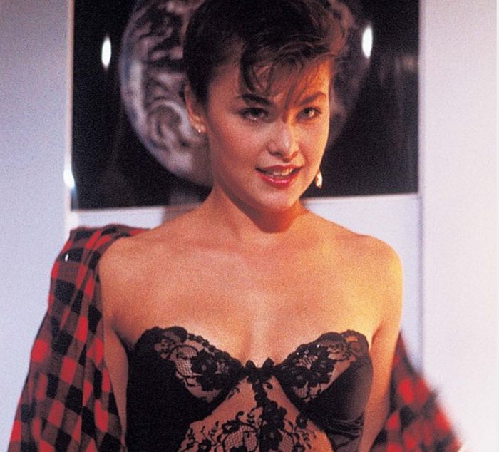 "Twin Peaks" Stars Then, Now And Before the Seires (38 pics)