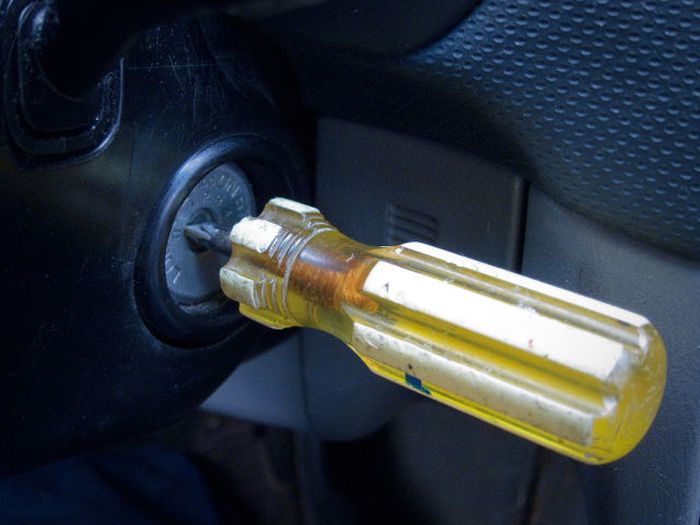 How to Start Your Car Like a Car Thief (9 pics)