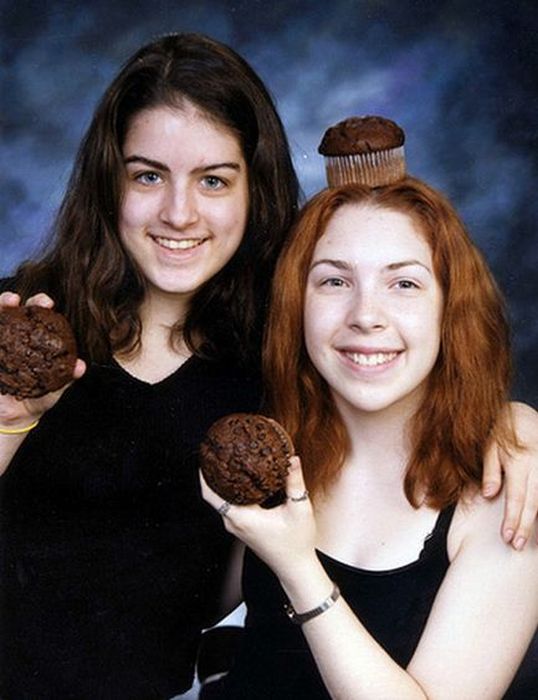 Awkward and Funny Yearbook Photos (97 pics)