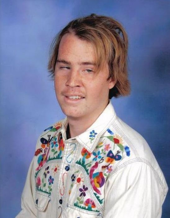 Awkward and Funny Yearbook Photos (97 pics)
