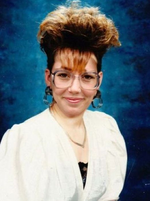 Awkward and Funny Yearbook Photos (97 pics)