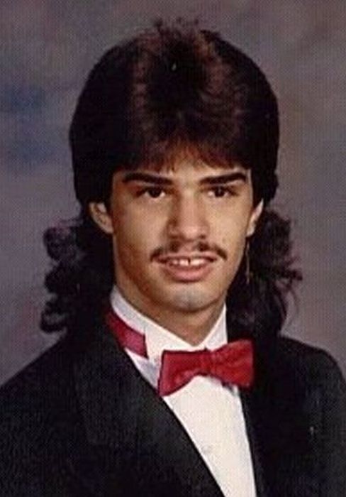 Awkward and Funny Yearbook Photos (97 pics)