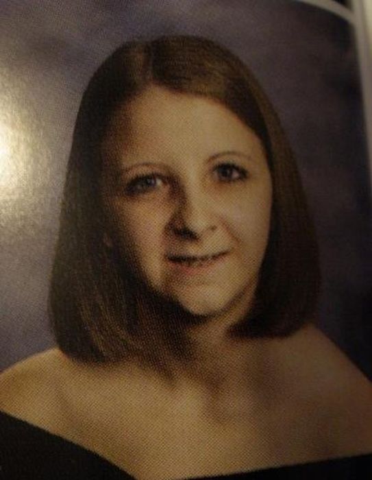 Awkward and Funny Yearbook Photos (97 pics)