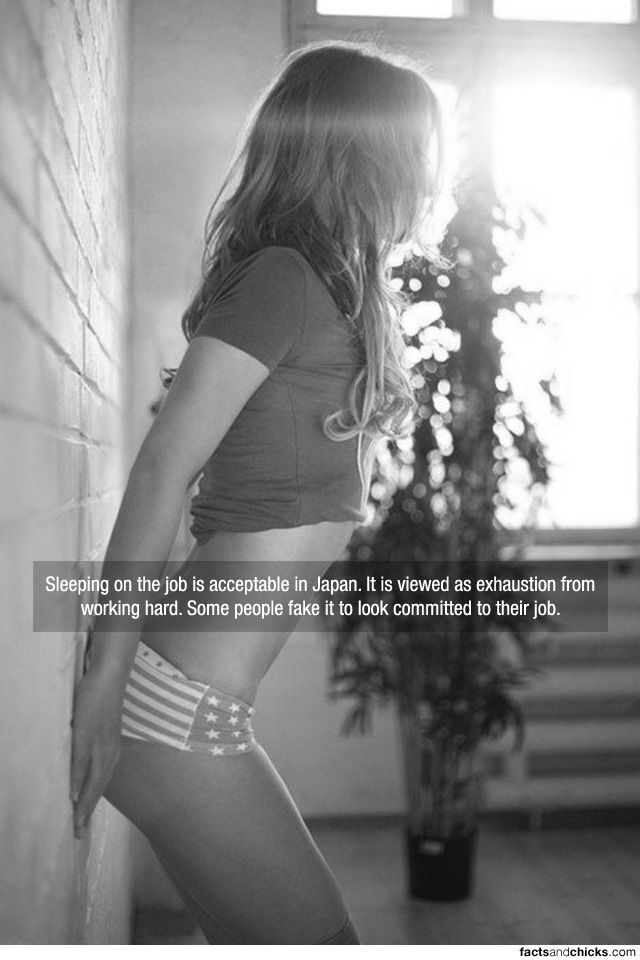 Hot Girls with Random Facts. Part 2 (70 pics)