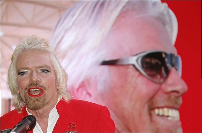 Richard Branson Turns Stewardess (9 pics)