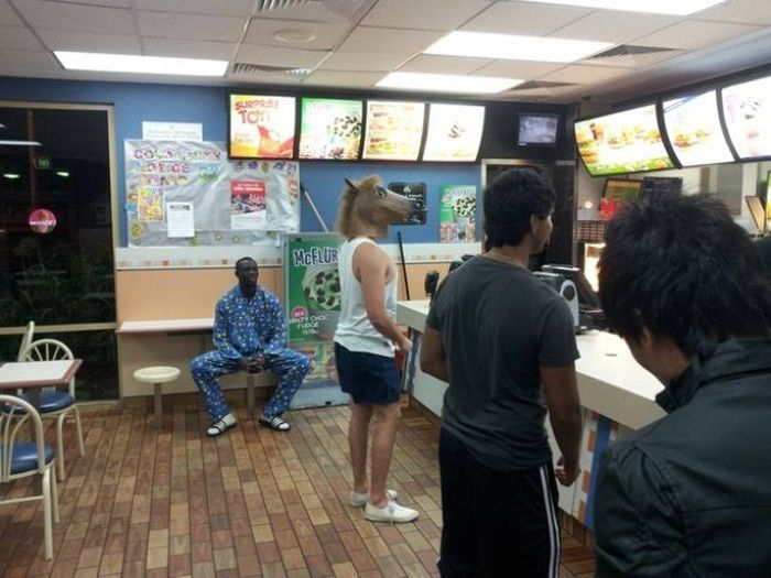 Seen at McDonald’s (47 pics)