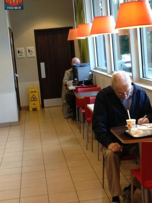 Seen at McDonald’s (47 pics)