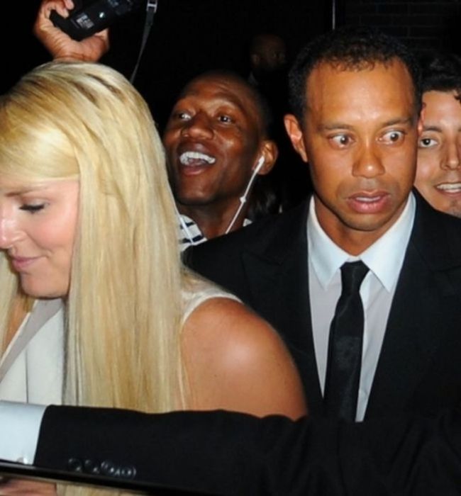 Tiger Woods Has a Funny Look (4 pics)