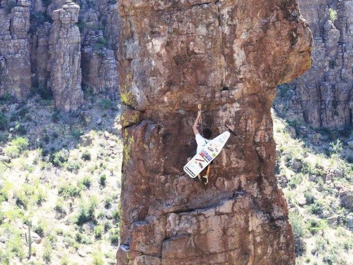 Extreme Ironing at Its Best (4 pics)