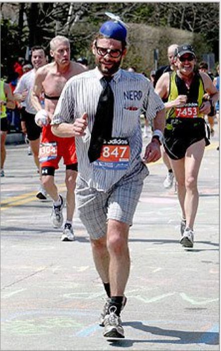 Really Bad Runner Costumes (40 pics)