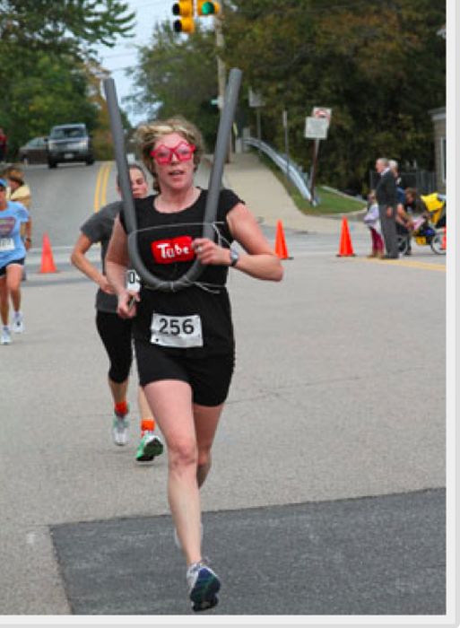 Really Bad Runner Costumes (40 pics)