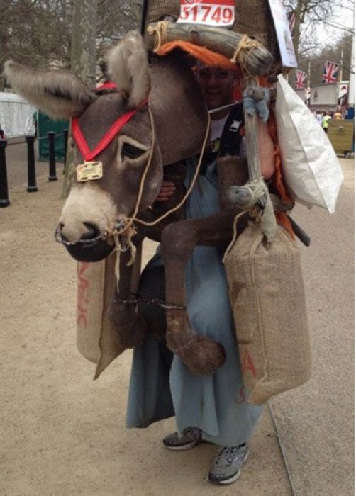 Really Bad Runner Costumes (40 pics)