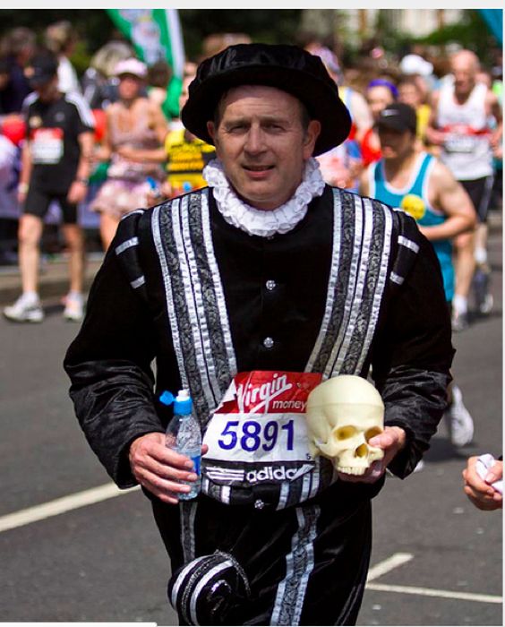 Really Bad Runner Costumes (40 pics)