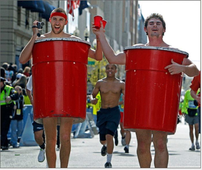 Really Bad Runner Costumes (40 pics)